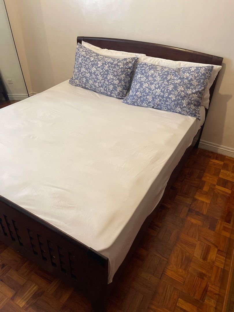 Queen Size Bed Mattress for sale