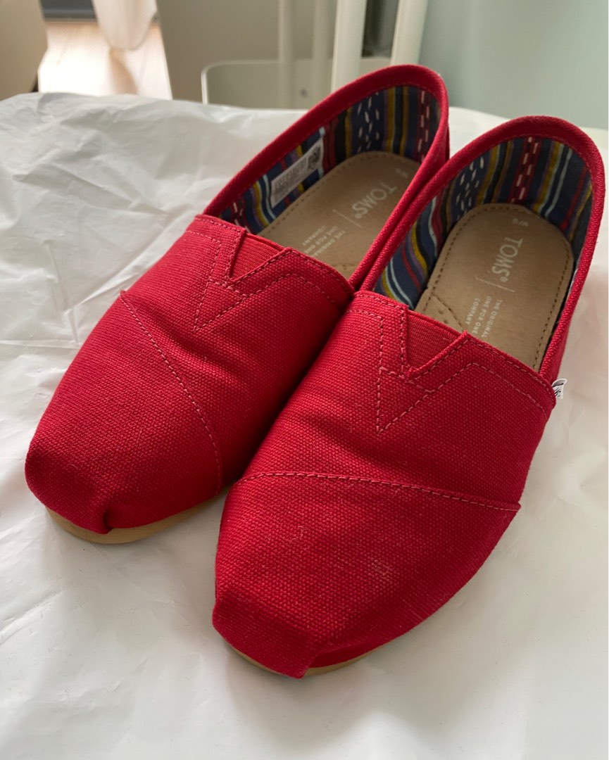 Red sales womens toms