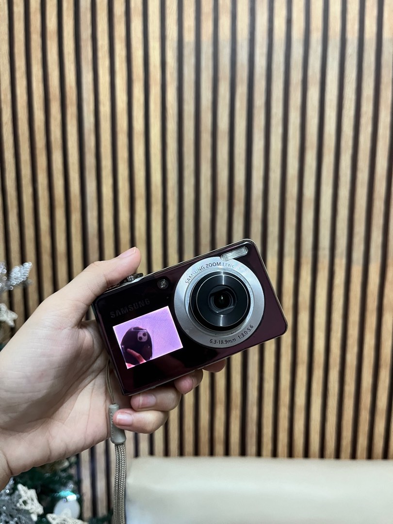 [PRICE DROP] Samsung PL101 Digital Camera Dual lcd, Photography ...