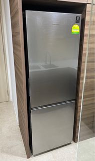 (Category: ) located in . Submitted by vmixavenue (Listing ID 1256223905, Image 1). Description: .