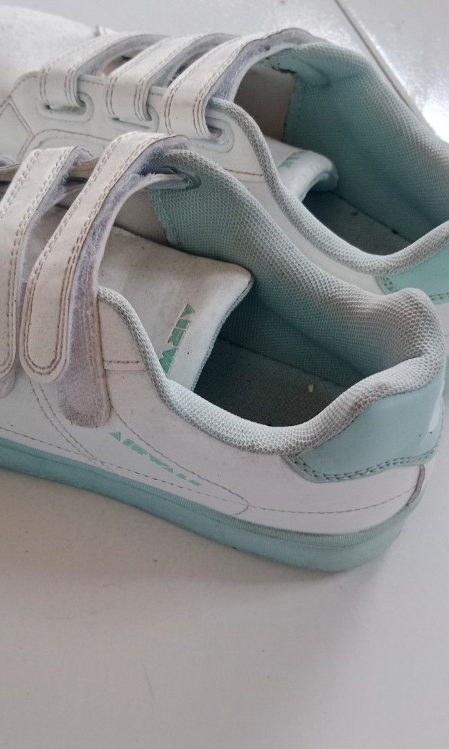 Sepatu Airwalk, Fesyen Wanita, Sepatu di Carousell