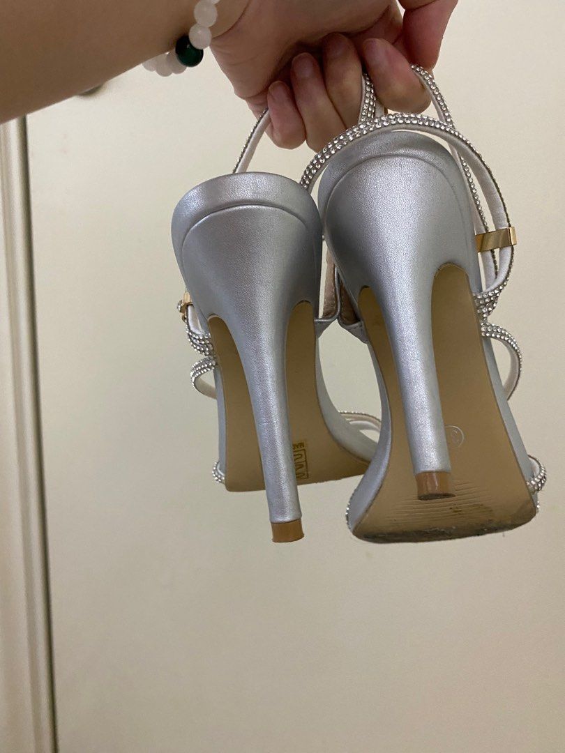 Diamond heels