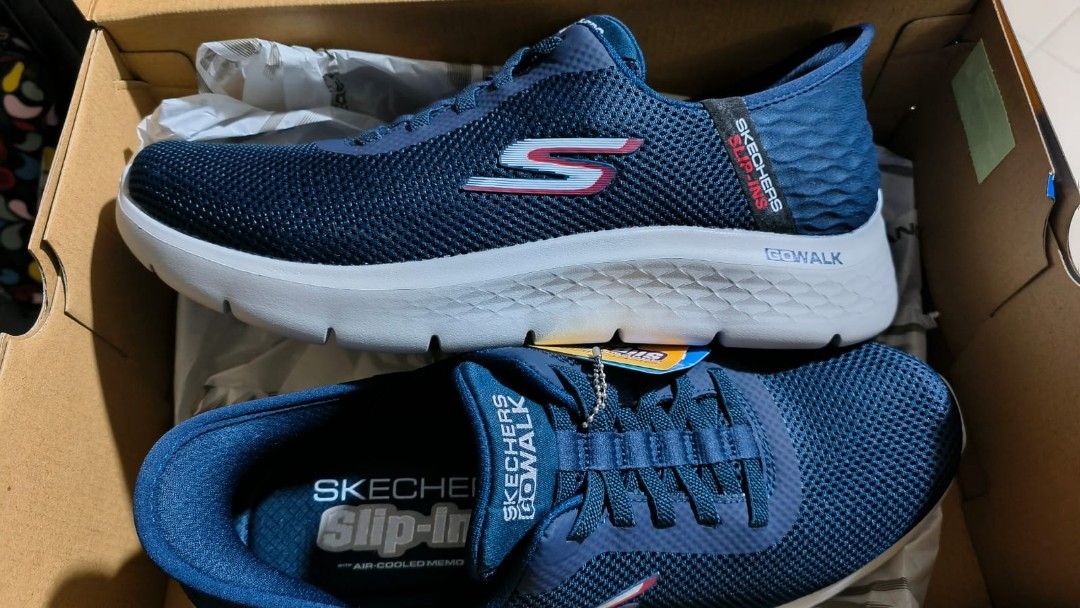 SKECHERS Go Walk Flex Men s Fashion Footwear Sneakers on Carousell