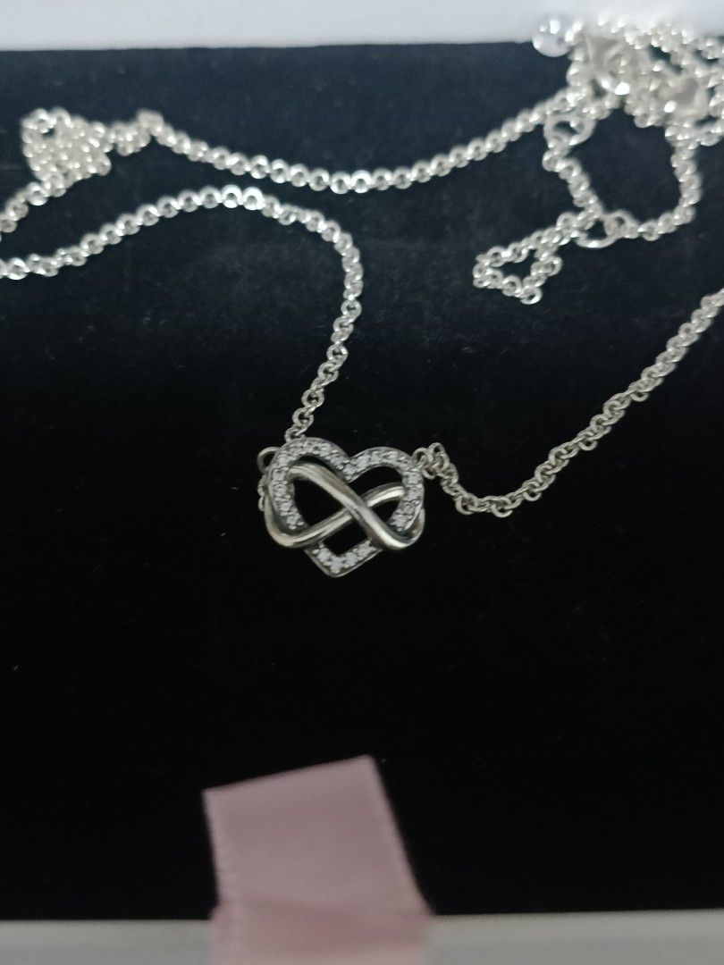 Sparkling Infinity Collier Necklace, Sterling silver