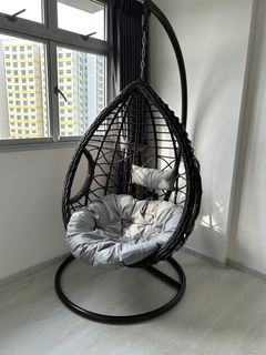 (Category: ) located in . Submitted by xwlwardrobe (Listing ID 1258487779, Image 1). Description: .