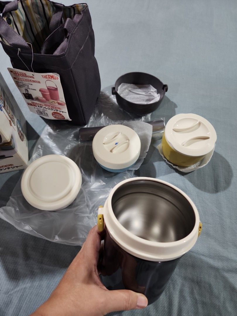 Thermos Lunch Container (Category: Other Kitchenware & Tableware) located in Quezon City. Submitted by jas.dc (Listing ID 1258518915, Image 3). Description: no haggling. brand new.