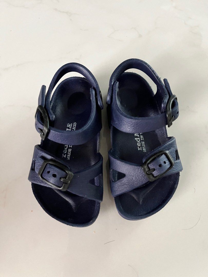 Crocs online saltwater sandals