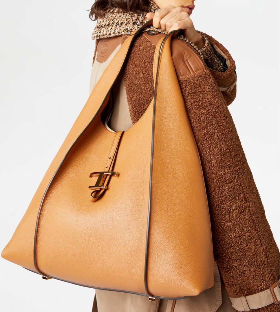 Tod's T Timeless Hobo Bag in Leather Large, Luxury, Bags
