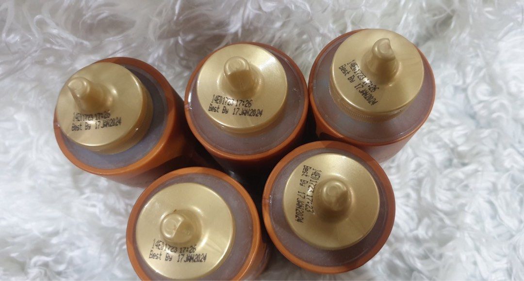 Torani Caramel (Category: Fresh Produce) located in Manila. Submitted by mpbmarnel1972 (Listing ID 1258402098, Image 2). Description: 📍Caramel Pure Made Sauce 📍No Artificial Flavors or Preservatives 📍468 grams 📍Expiry: January 2024 📍US🇺🇸 Bought 📍 Shipping C/O Buyer 💰Mode Of Payment ➡️ Gcash ➡️ Bank Transfer .