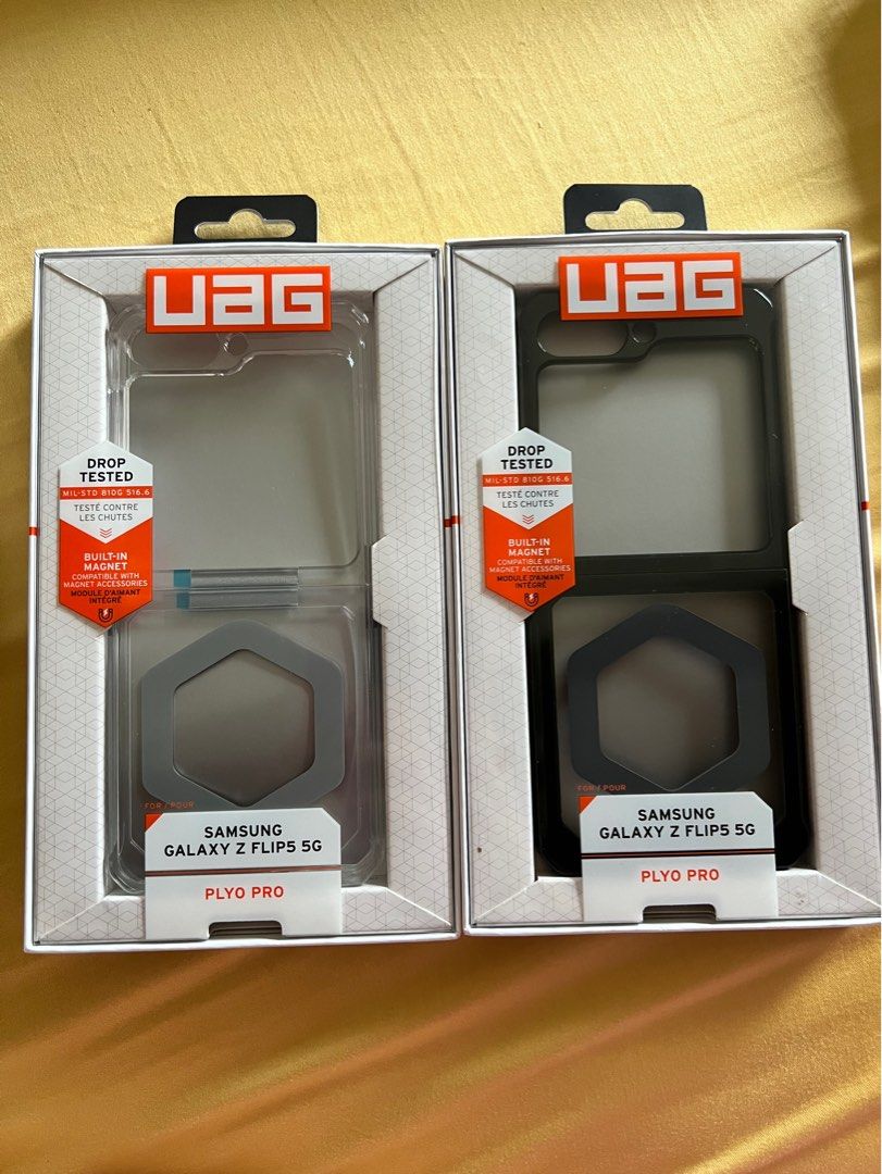 UAG Z flip5 Plyo Pro orig (Category: Cases & Sleeves) located in Muntinlupa City. Submitted by tiger168 (Listing ID 1258438821, Image 1). Description: .