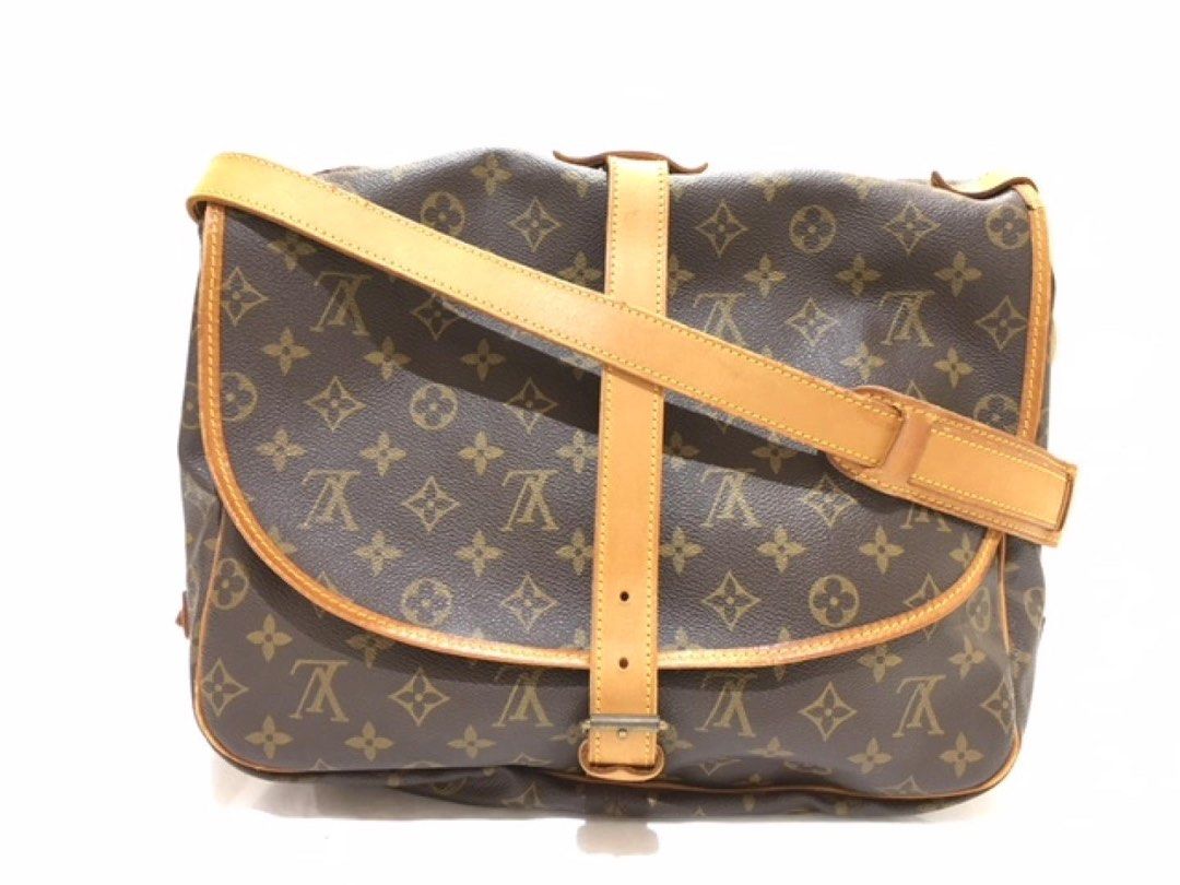 Louis Vuitton monogram saumur 35