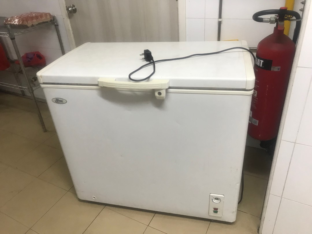 Used Chest Freezer, TV & Home Appliances, Kitchen Appliances