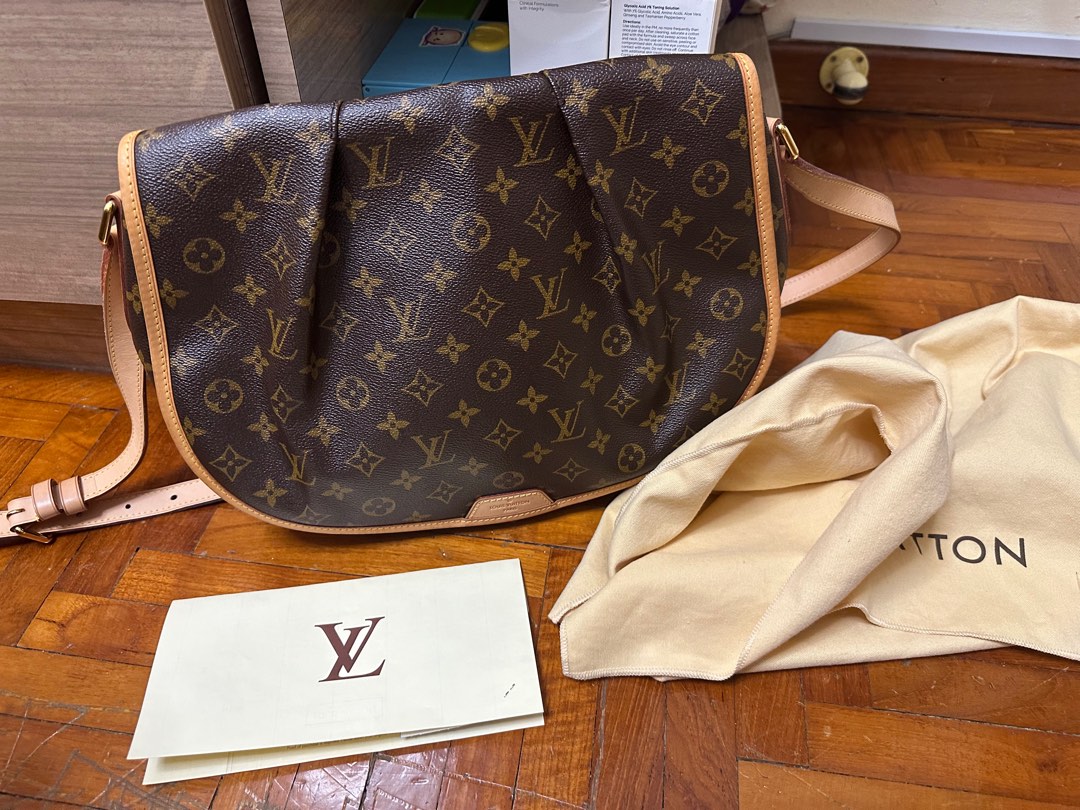 Louis Vuitton Monogram Menilmontant MM Brown ref.745476 - Joli Closet