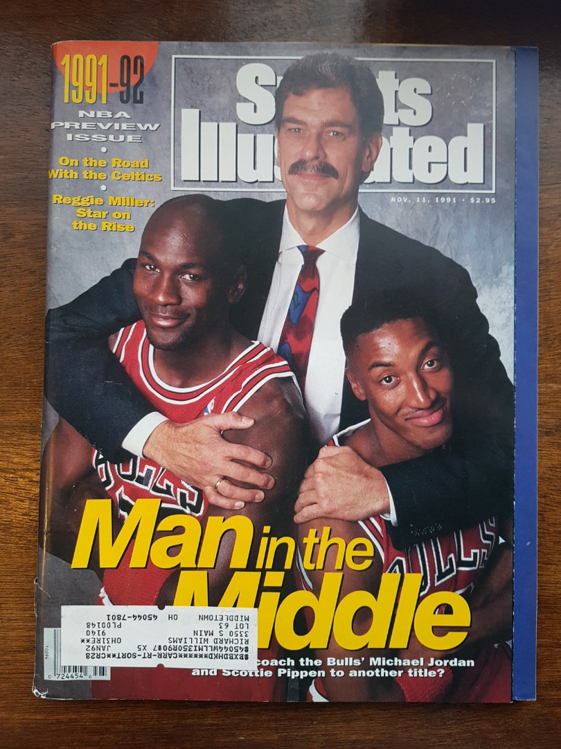 Vintage Sports Illustrated Michael Jordan And Scottie Pippen NBA magazine,  Hobbies & Toys, Books & Magazines, Magazines on Carousell