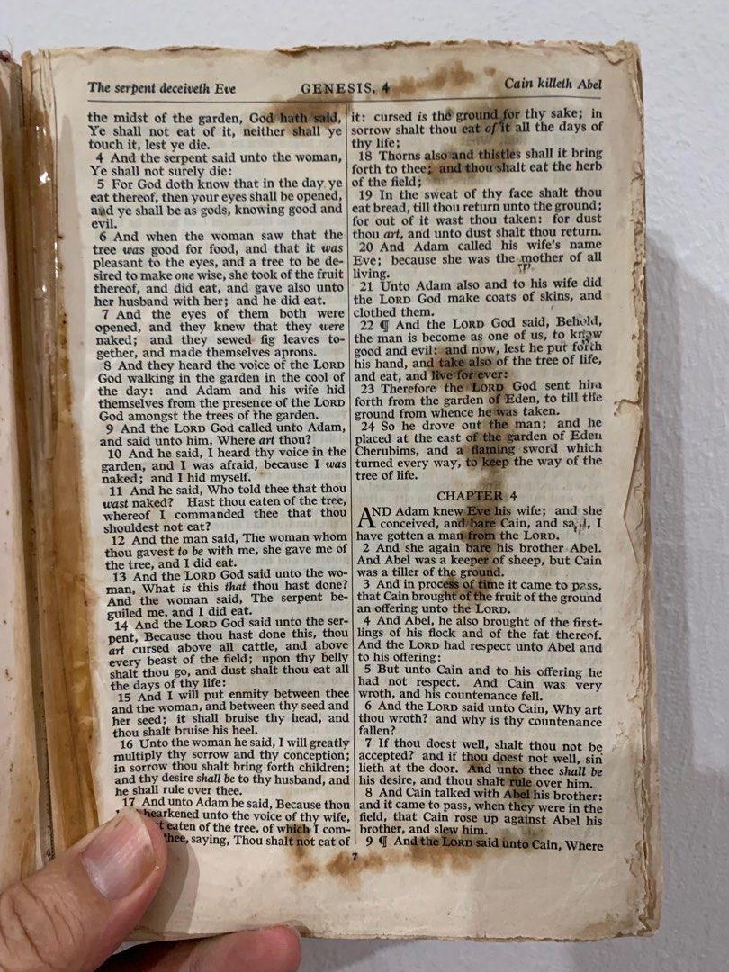 Vintage The Holy Bible - missing few pages of Genesis. RM10, post add ...
