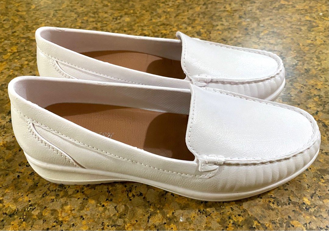 Payless white nursing sales shoes