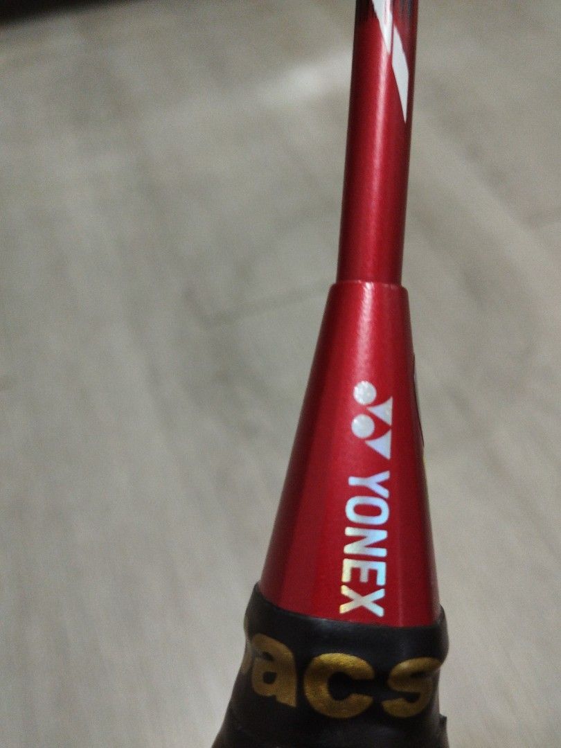 Yonex Nanoflare 700, Sports Equipment, Sports & Games, Racket & Ball ...
