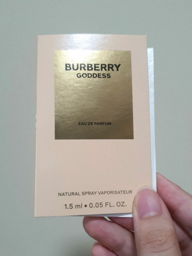 Burberry 2025 pocket perfume