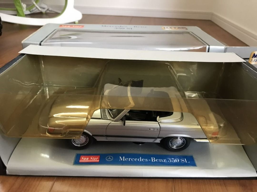 1/18 Sunstar賓士350SL, 興趣及遊戲, 玩具& 遊戲類- Carousell