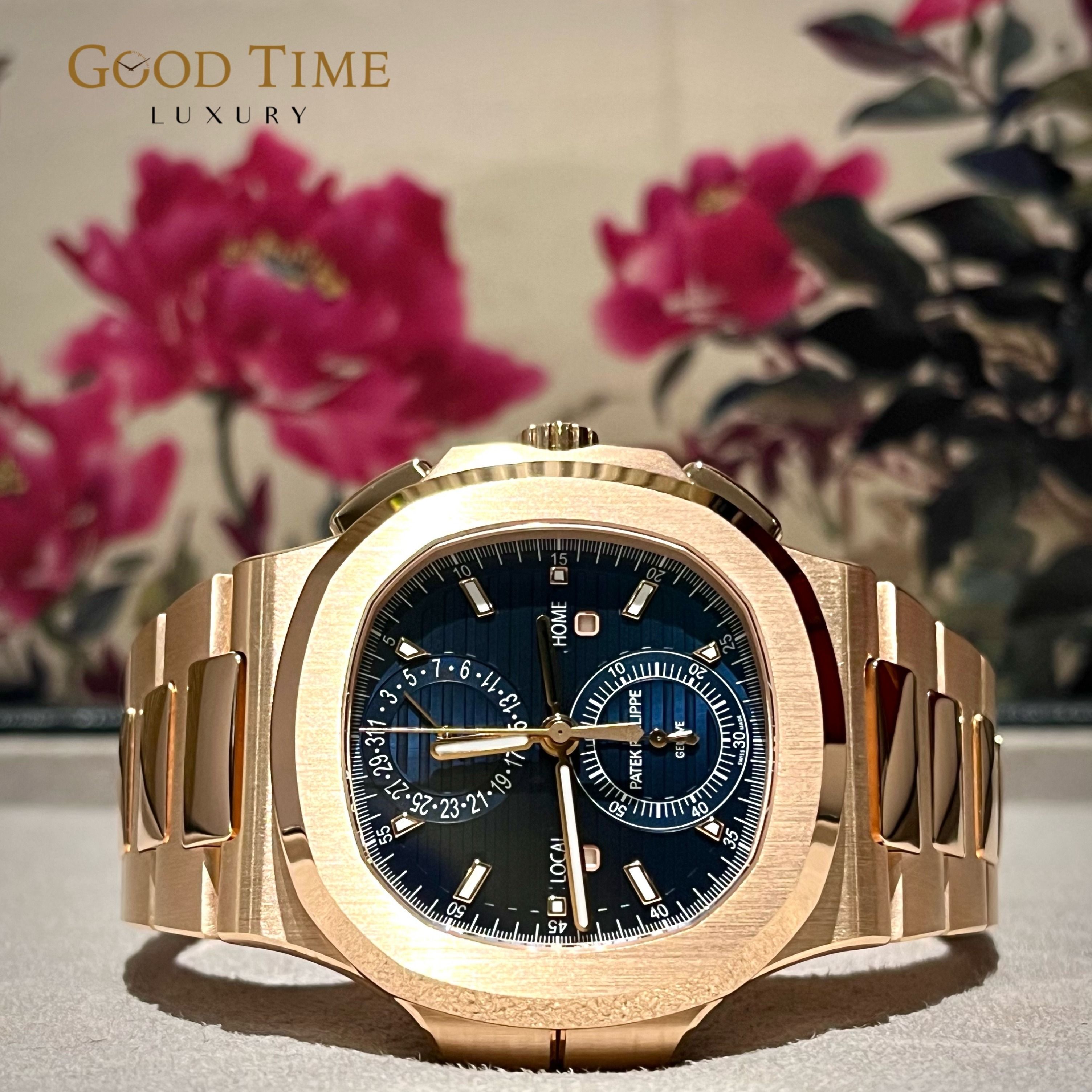 Patek philippe nautilus discount rose gold blue dial