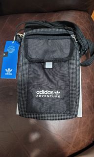 （分類：）位於 。 由 audioooo 提交（商品編號 1258592893，圖片 1）。簡介： 。
