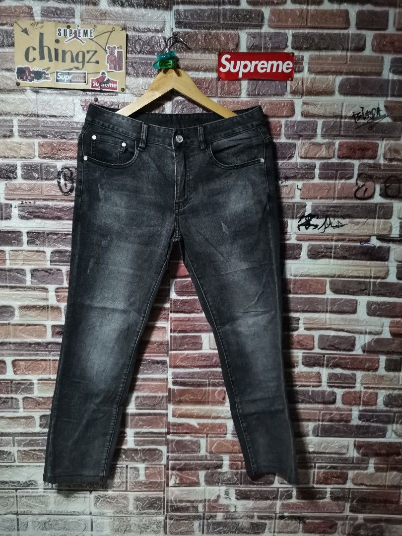 . Armani Jeans . ), Men's Fashion, Bottoms, Jeans on Carousell