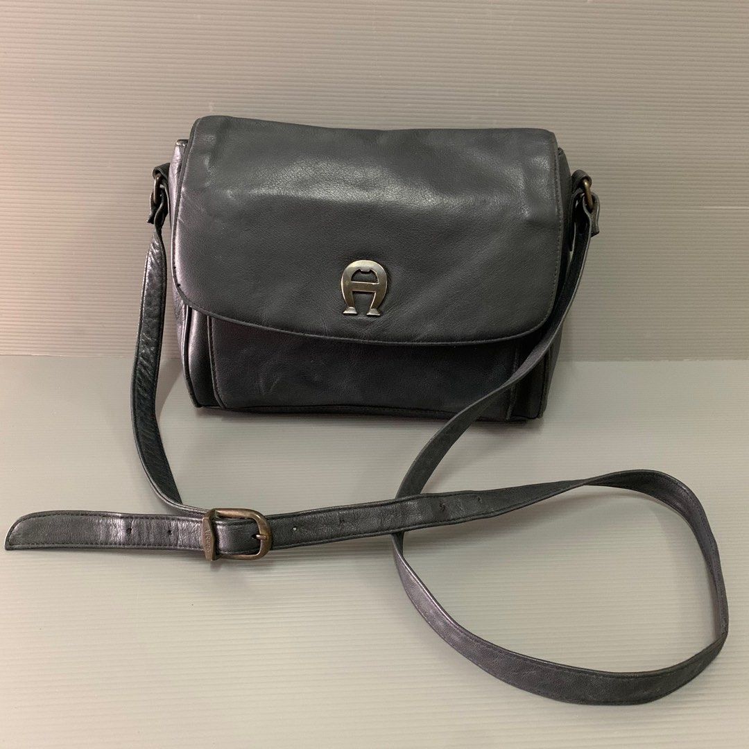 Authentic Aigner Leather slingbag