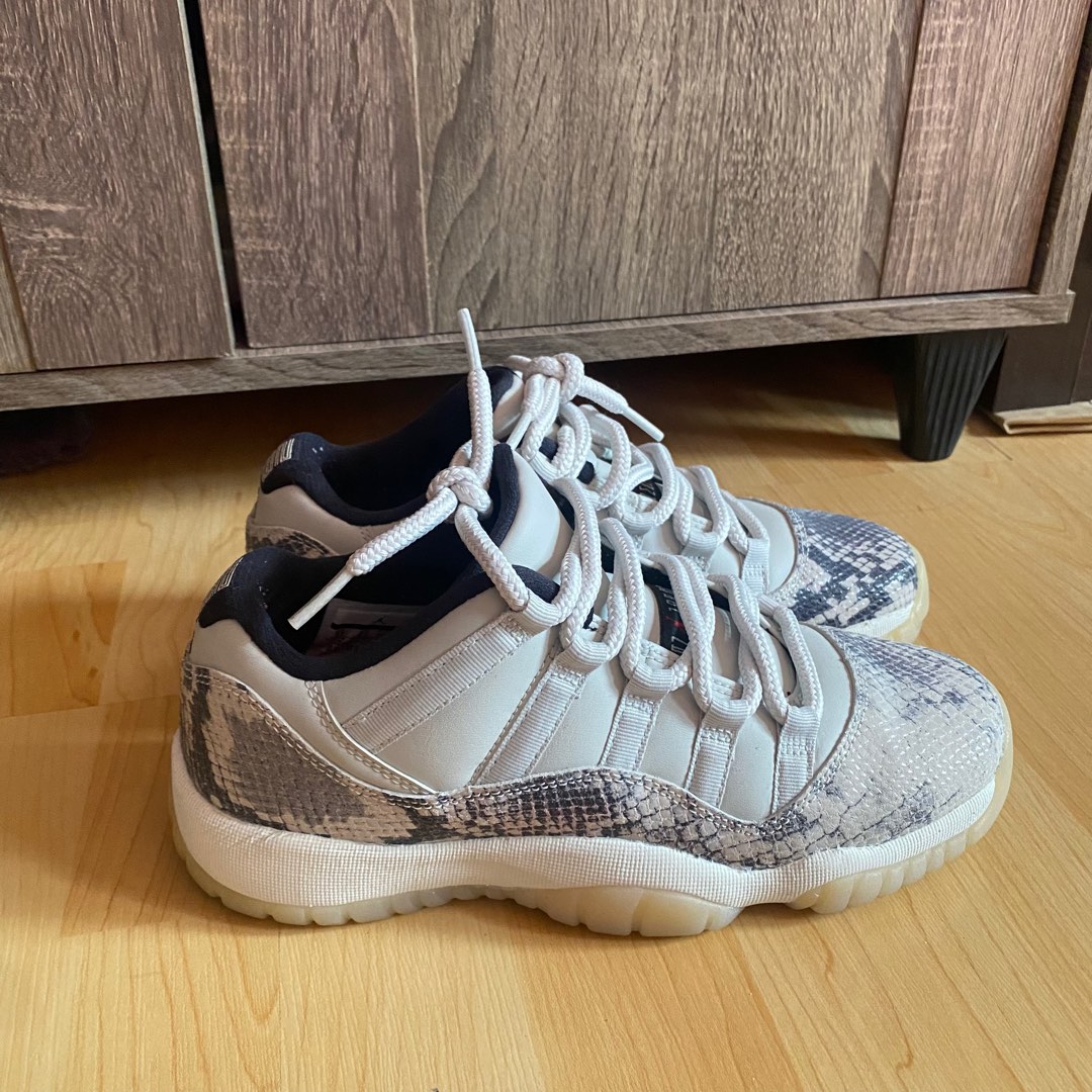 Air jordan retro xi best sale 11 low light bone snakeskin