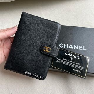 Authentic Chanel Pink Caviar Passport holder, Luxury, Bags & Wallets on  Carousell