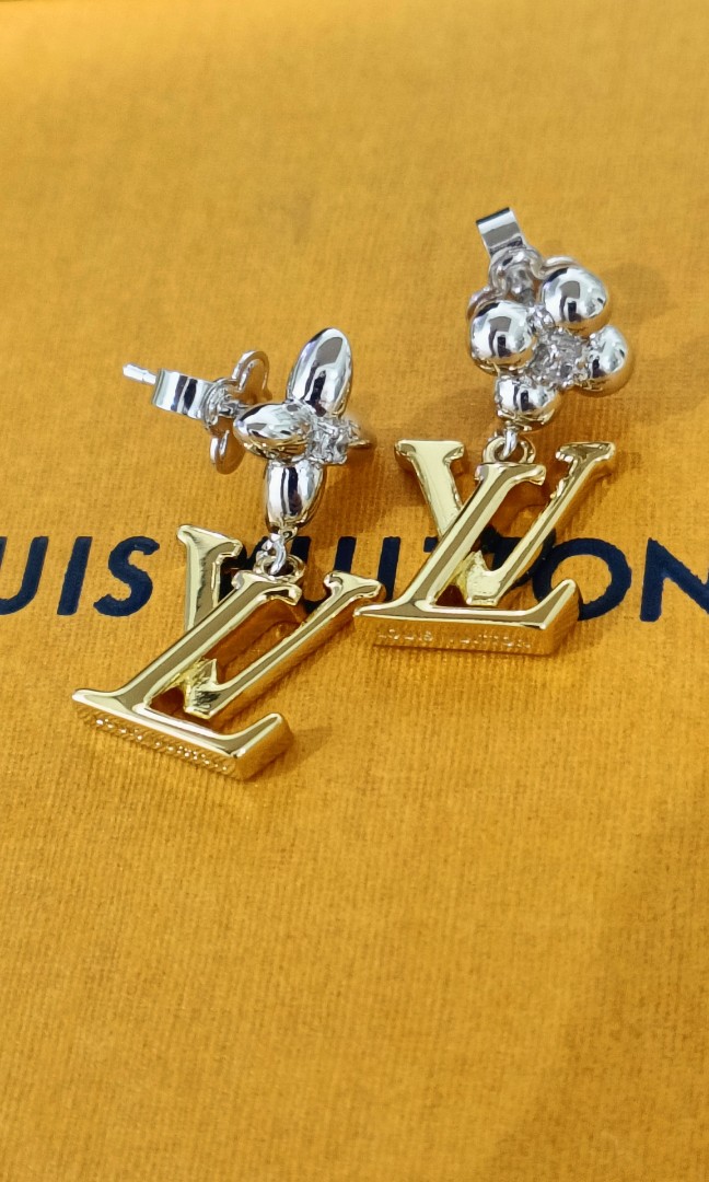 Louis Vuitton M01287 LV Iconic Flower Earrings , Gold, One Size
