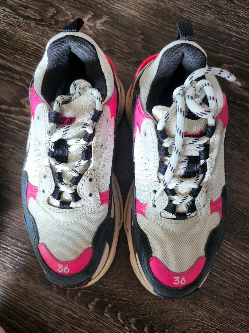Poshmark balenciaga triple s sales