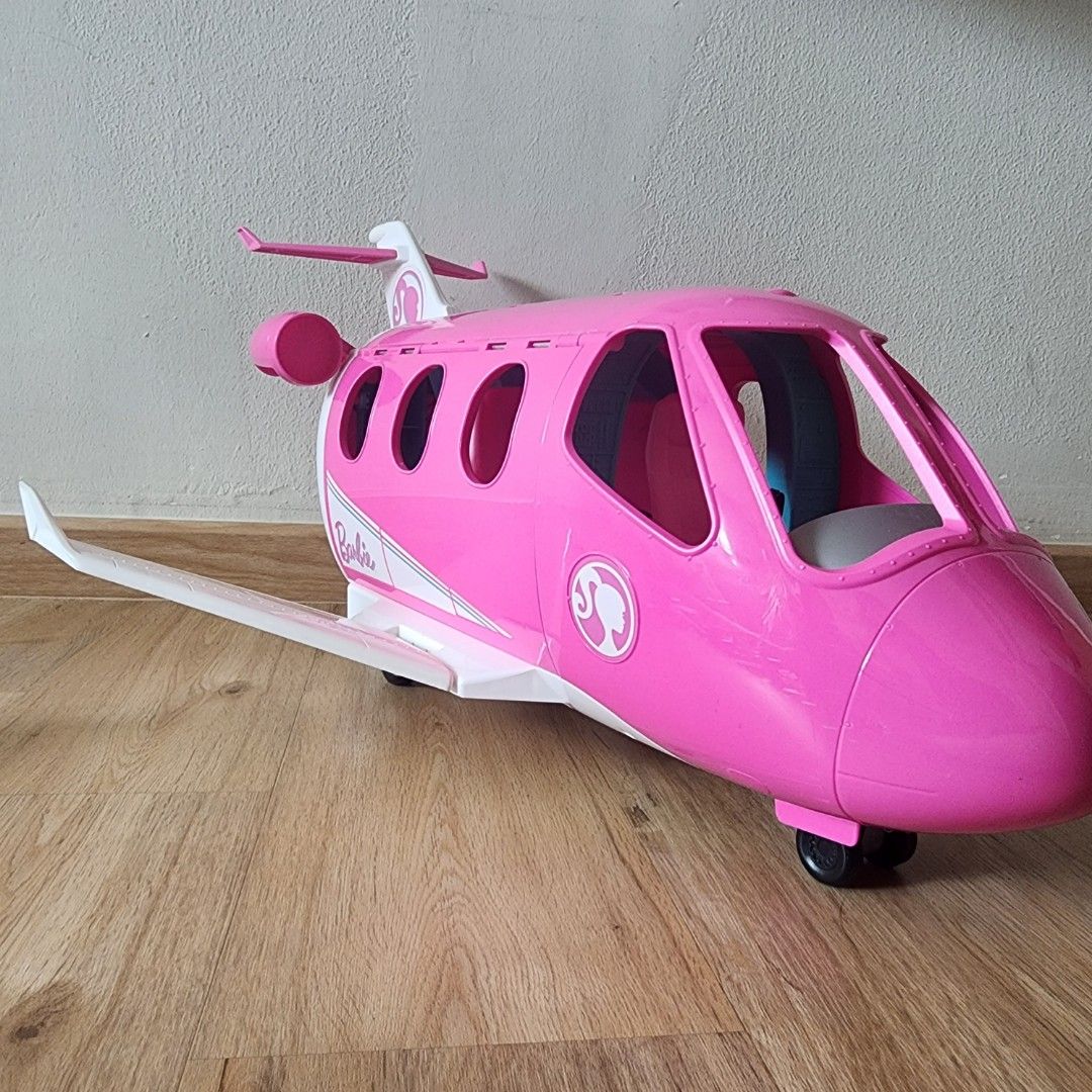 Barbie doll hotsell aeroplane