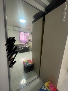 (Category: ) located in . Submitted by yish03 (Listing ID 1258619016, Image 1). Description: .