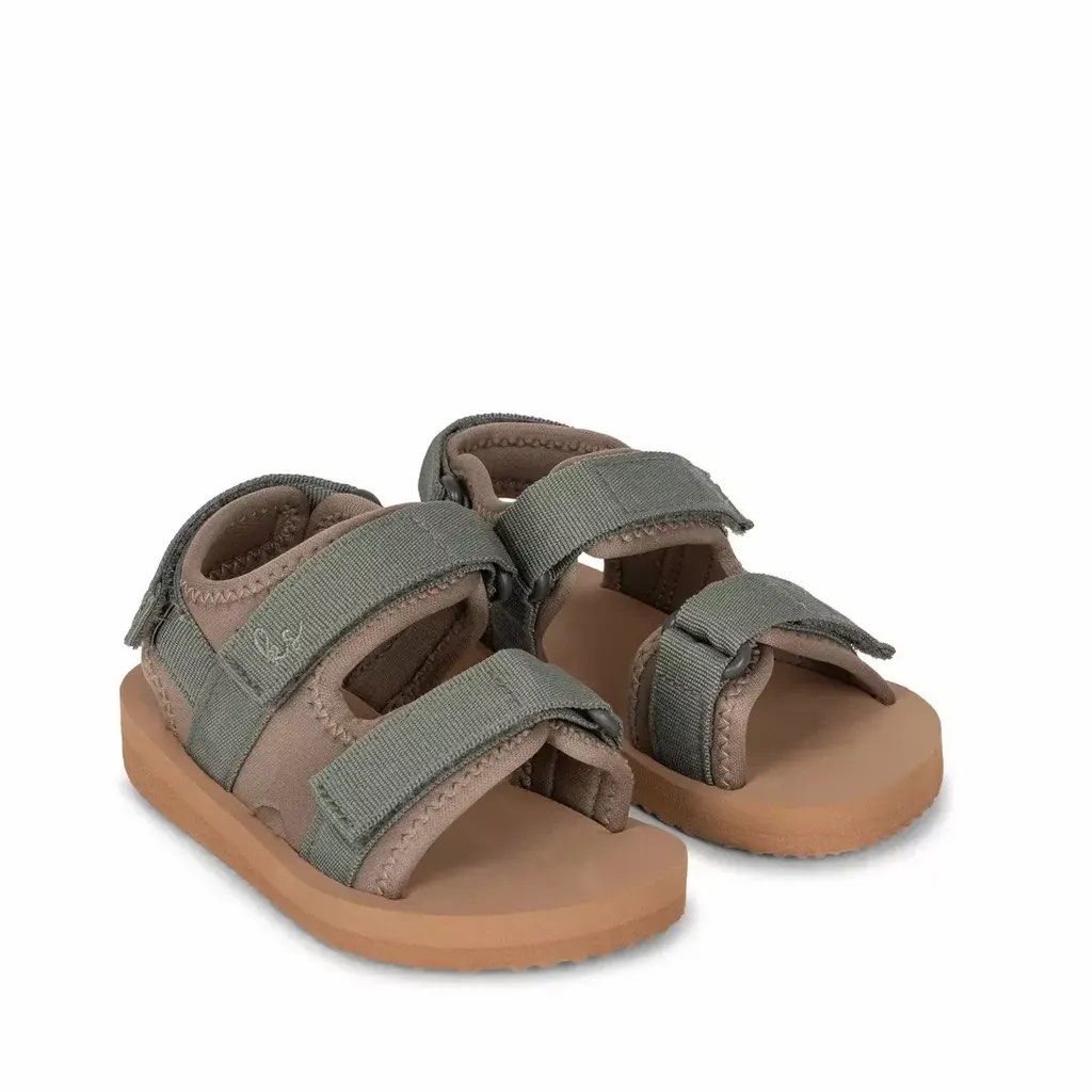 Infant sandals hotsell canada