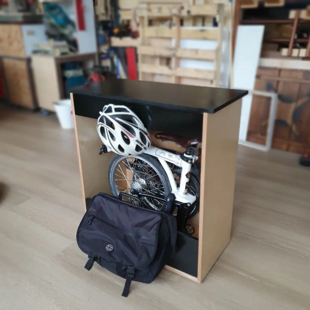 Brompton storage on sale