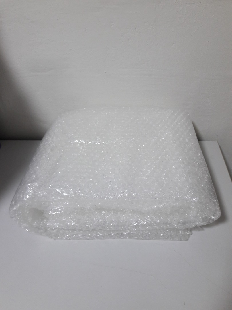 Bubble Wrap Sheet (2m x 1m), Hobbies & Toys, Stationery & Craft, Craft
