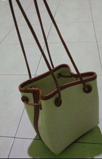 (Kategori: ) berada di . Dikirim oleh nowitsyourse (ID iklan 1258636595, Gambar 1). Deskripsi: .