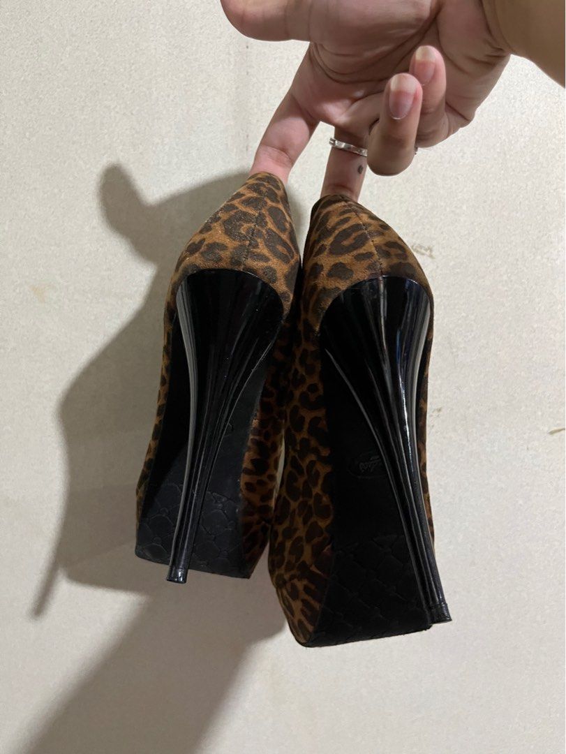 Candies black heels top