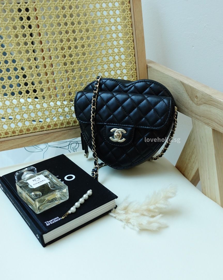 Chanel Heart Bag 22S Black Lambskin in Lambskin Leather with Gold