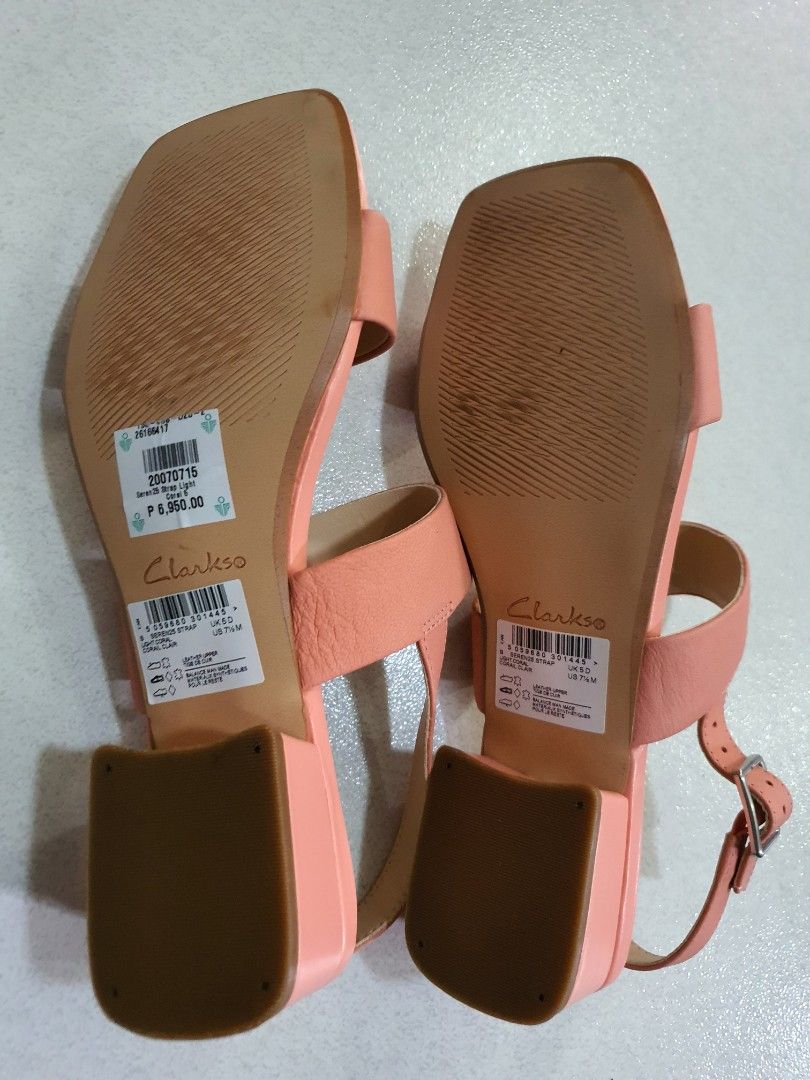 seren25 strap clarks