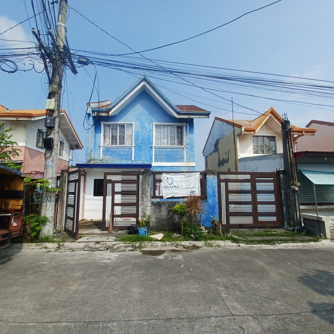 Clean title house and lot single attached in GMA Cavite, Property, For