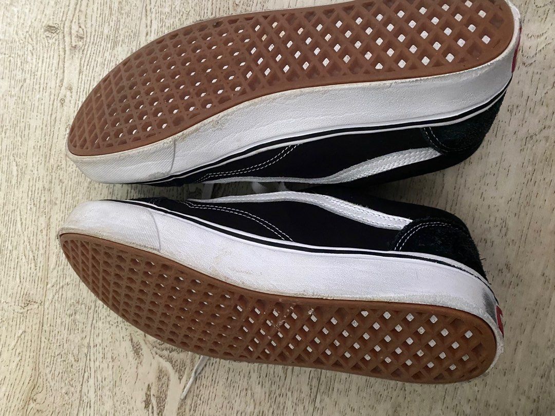 Vans hotsell cushioned sole