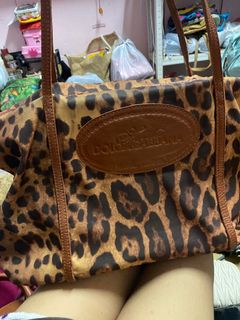 (Category: ) located in . Submitted by y2kkimsthrift (Listing ID 1258564675, Image 1). Description: .