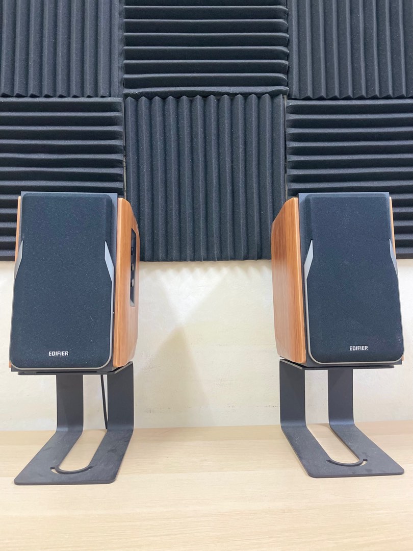 Edifier R1380DB, Audio, Soundbars, Speakers & Amplifiers on Carousell