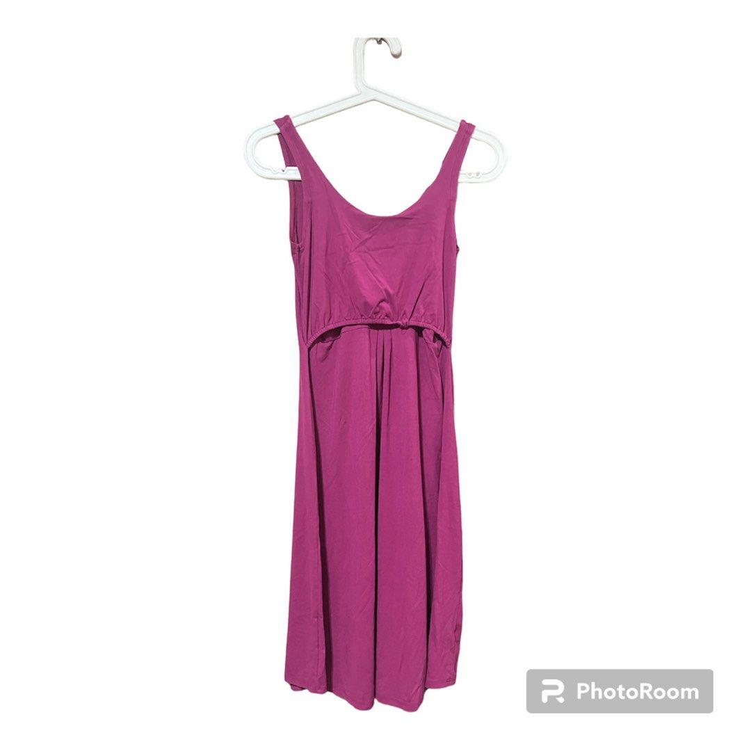 ELIN CECILIA NURSING DRESS (Category: Breastfeeding & Bottle Feeding) located in San Juan City. Submitted by refresh_rehome (Listing ID 1258710431, Image 1). Description: Rfs: Decluttering size :small This item is Preloved, Please Manage your expectations. sf c/o Buyer via lalamove, grab or J&T Gcash or Bank Transfer (Pay now Ship Now) 📍San Juan, Manila Product Description Cotton spandex Can be worn throughout pregnancy and nursing Nursing acces