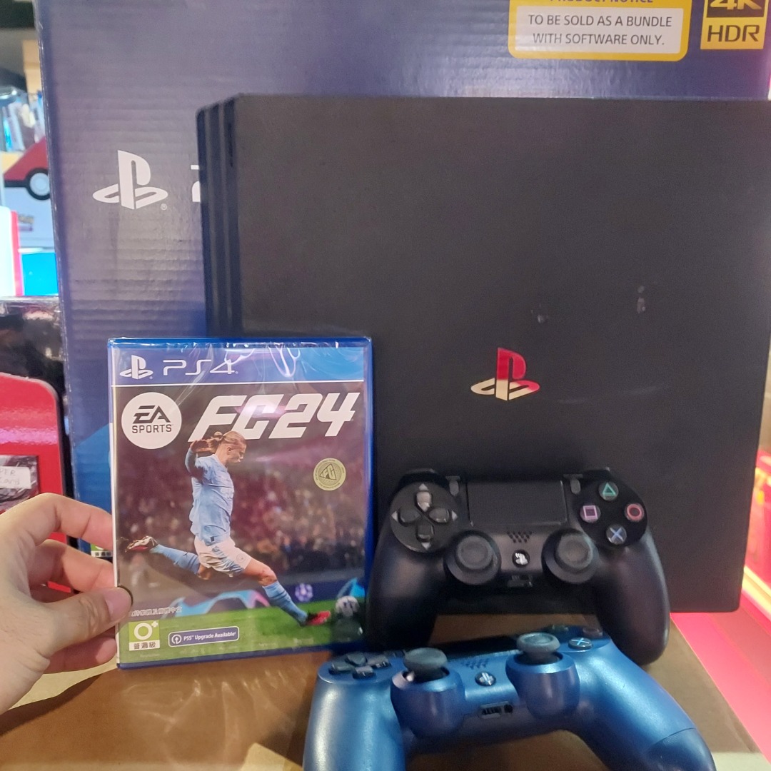 Ps4 Pro, FIFA 24, 17 Games 2 Controller in Port-Harcourt - Video