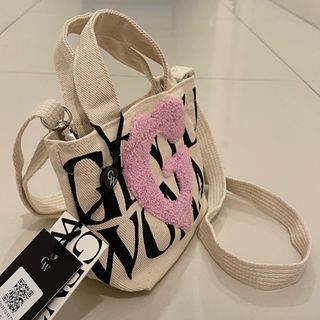 Sweaty Betty gym bag, Women's Fashion, Bags & Wallets, Tote Bags on  Carousell