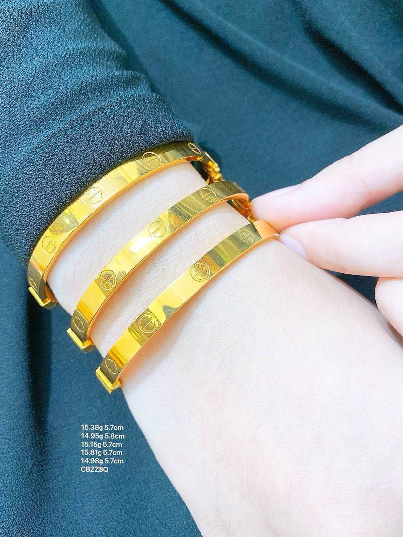 Gold 916 CARTIER BANGLE Men s Fashion Watches Accessories