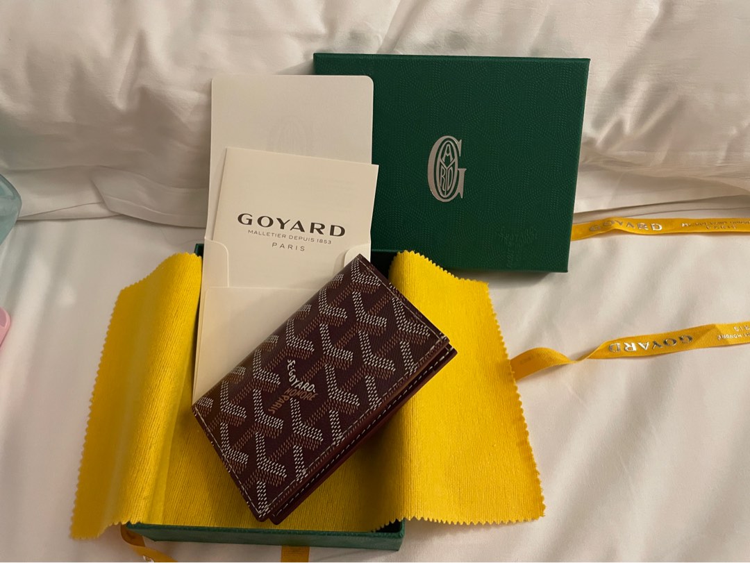 Like New Goyard Saint-Pierre Compact Card Wallet in Burgundy -  Canvas/Leather