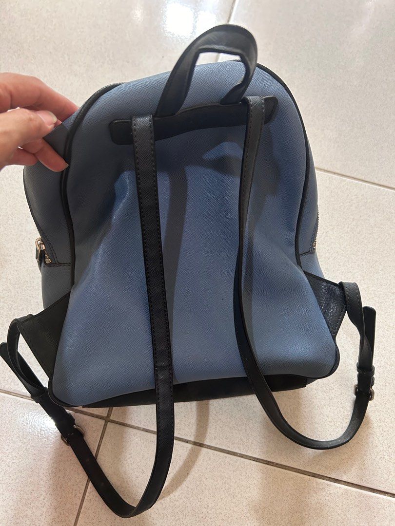 Original Guess Backpack (Category: Backpacks) located in Quezon City. Submitted by xia_ko (Listing ID 1258559739, Image 3). Description: RFS: Declutter .